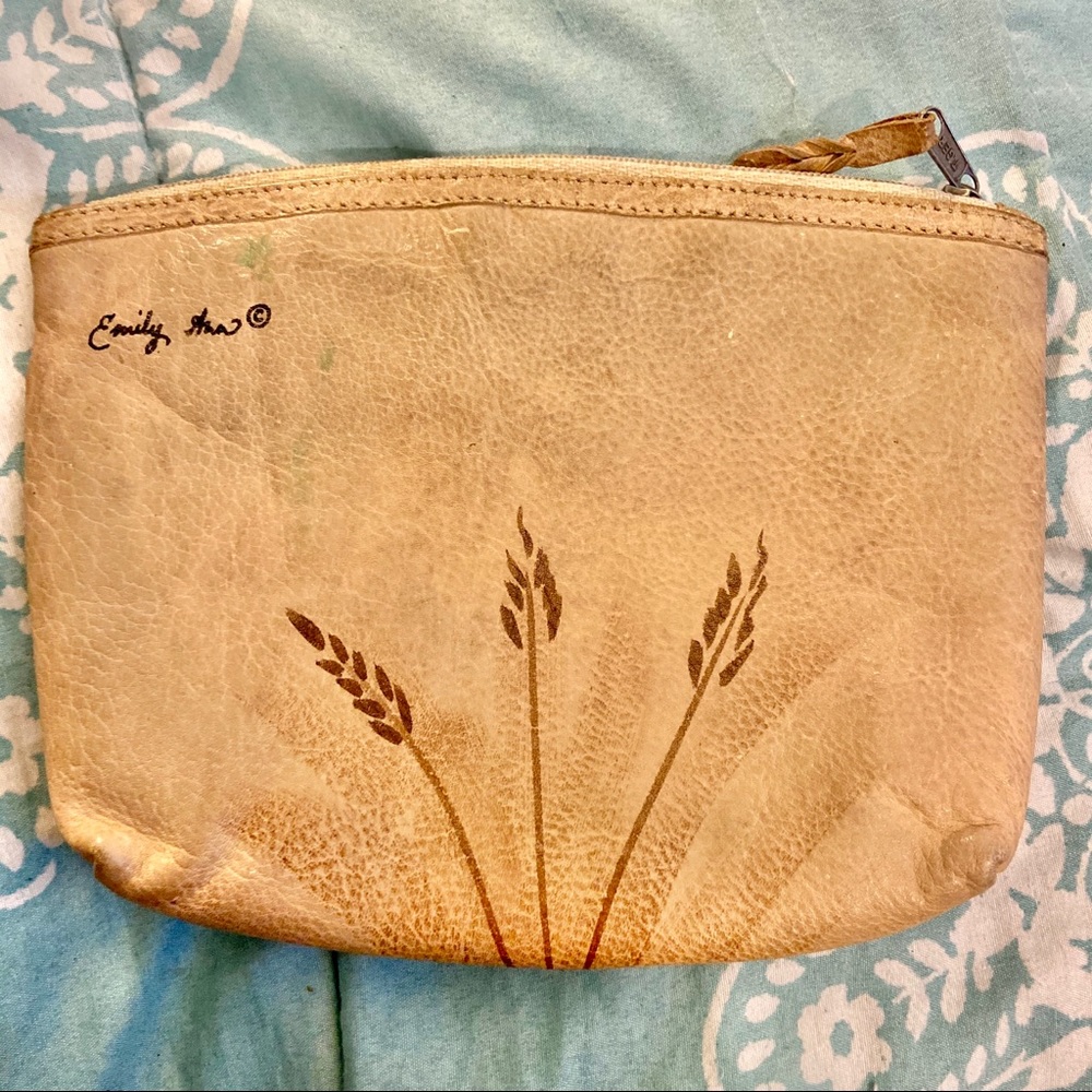 Emily Ann Hand-painted Leather Safari Pouch - Picture 2 of 3